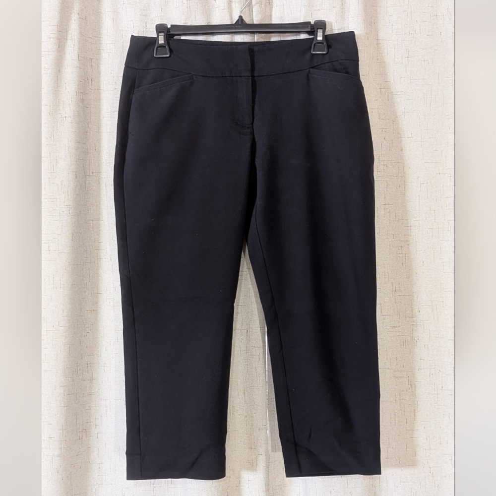 Apt. 9 Essentials Black Pants Size 6